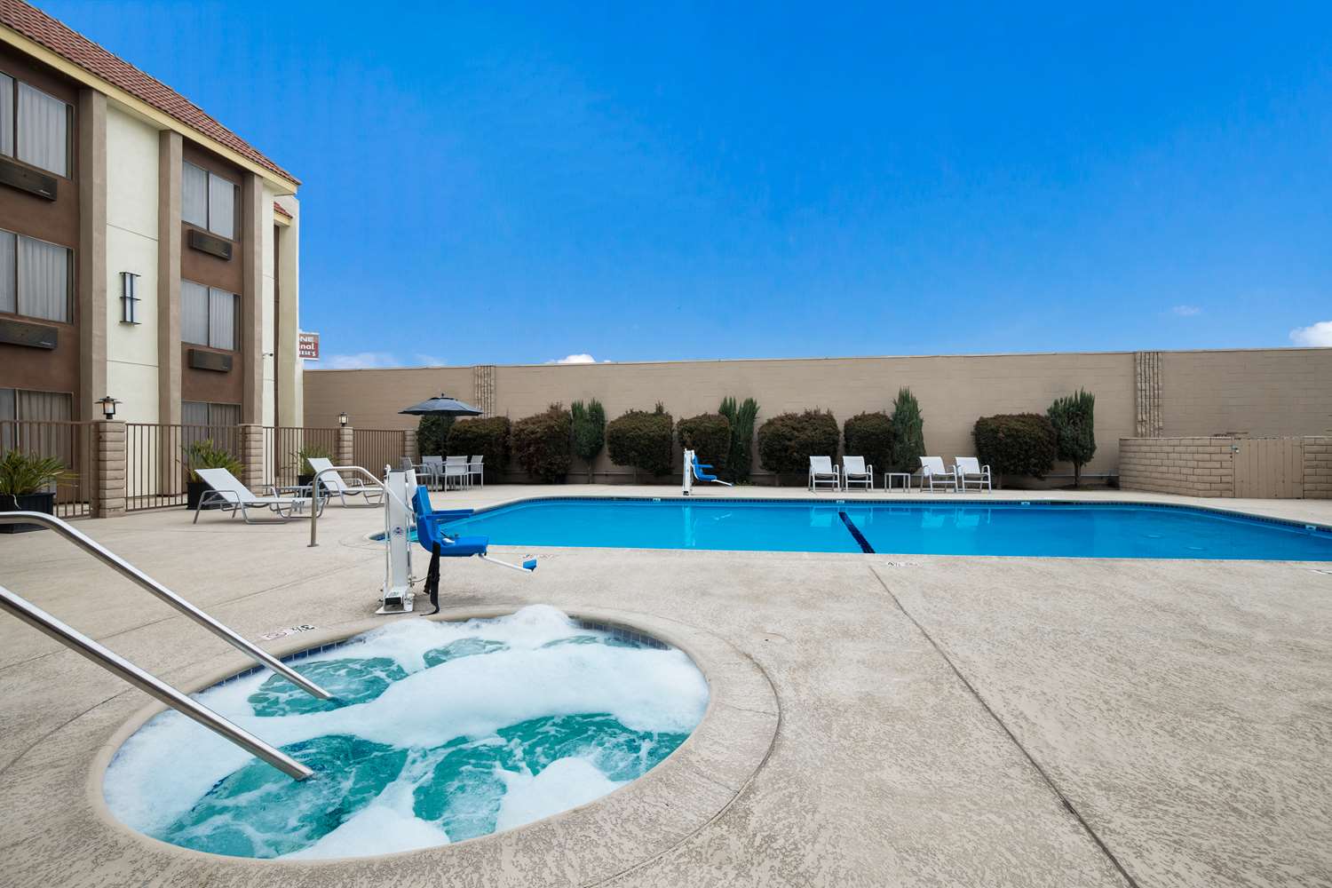 Best Western Norwalk Inn 35/35