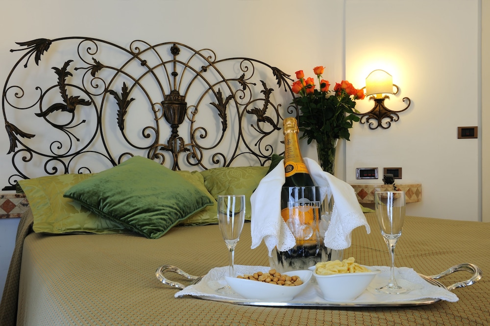 Hotel Farnese 39/69