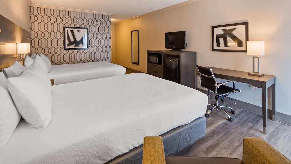 Best Western Plus Morristown Conference Center 14/45