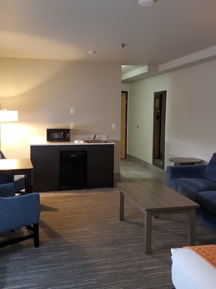 Best Western Plus Renton Inn 32/37
