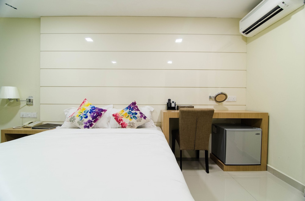 Mornington Hotel Sitiawan 17/58