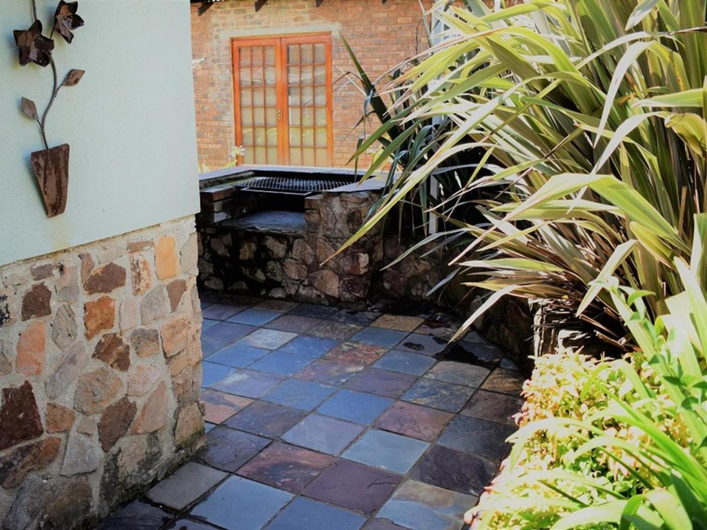 Dullstroom Artist Cottages 18/39