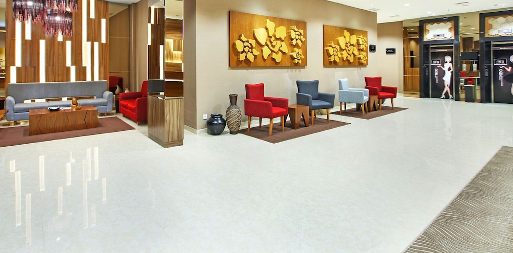 Hotel Neo Cirebon 31/51