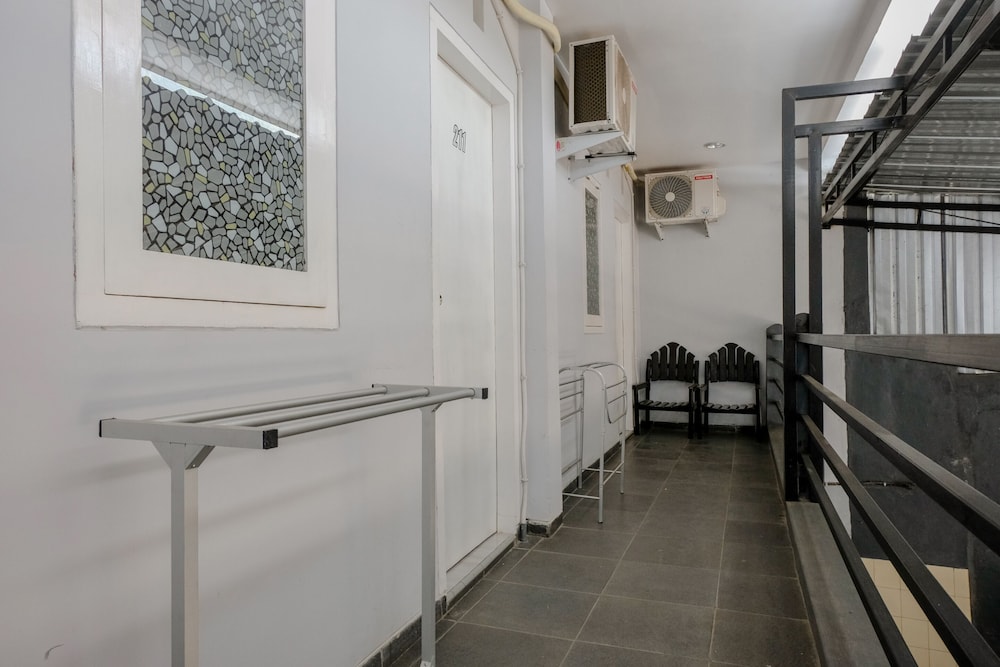 Hotel Super OYO Capital O 1176 J3 Residence Syariah 36/51