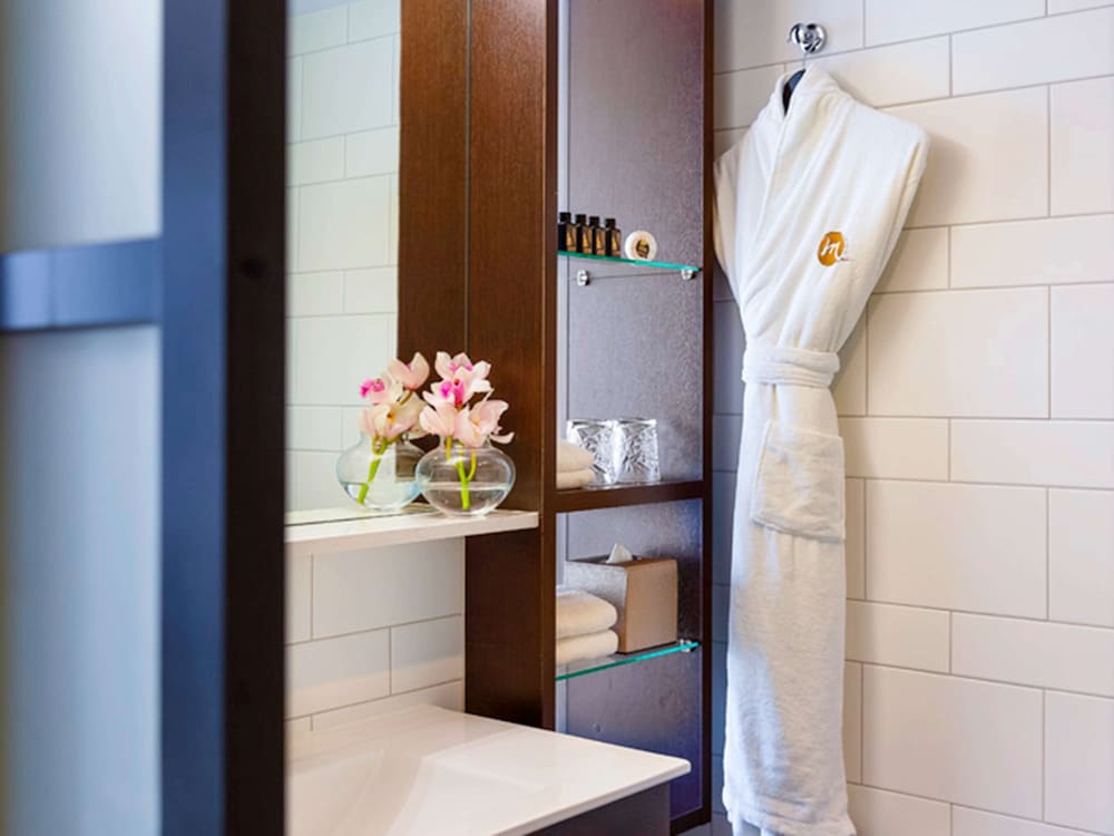 Movenpick Hotel Auckland 24/75