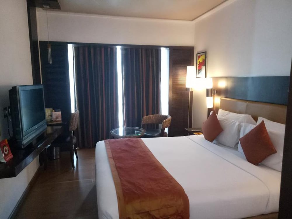 IRIS HOTEL 15/60
