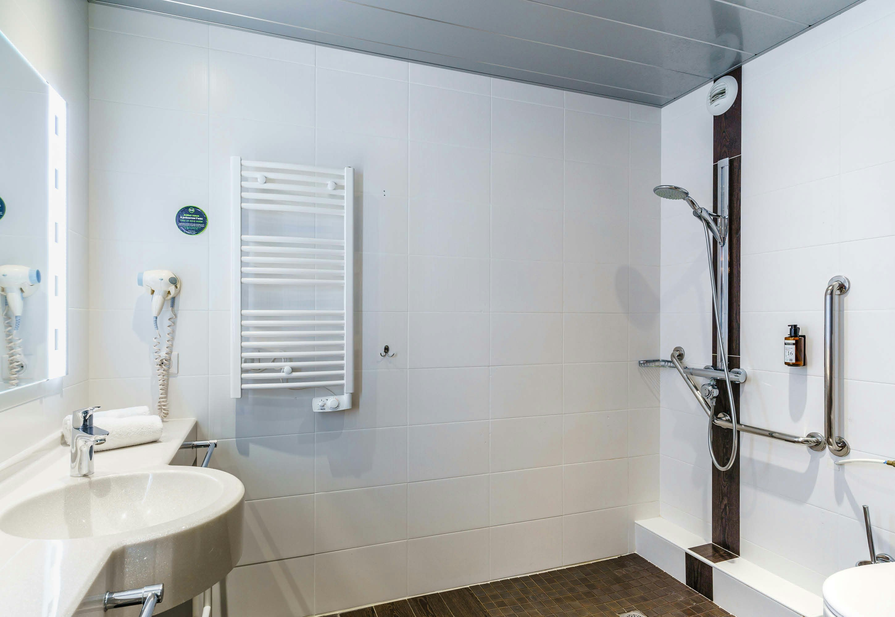 B&B HOTEL Saint Avold Nord 34/35