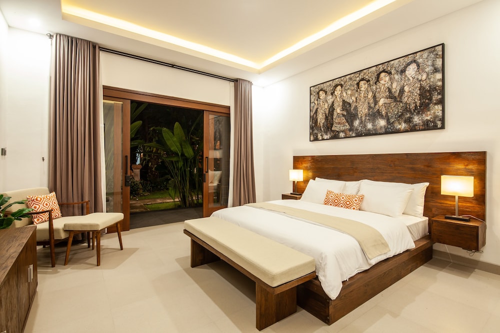 Griya Shanti Suites 11/37