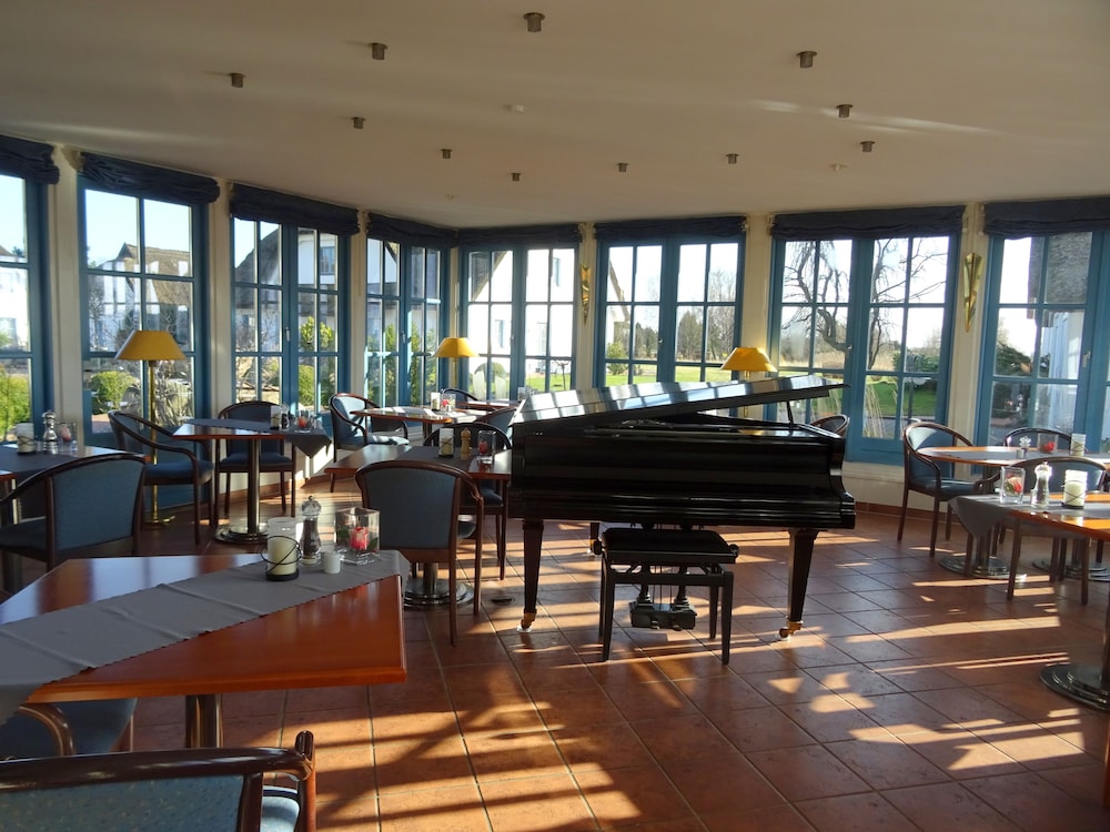 Landhotel Kastanienallee Putbus 36/50