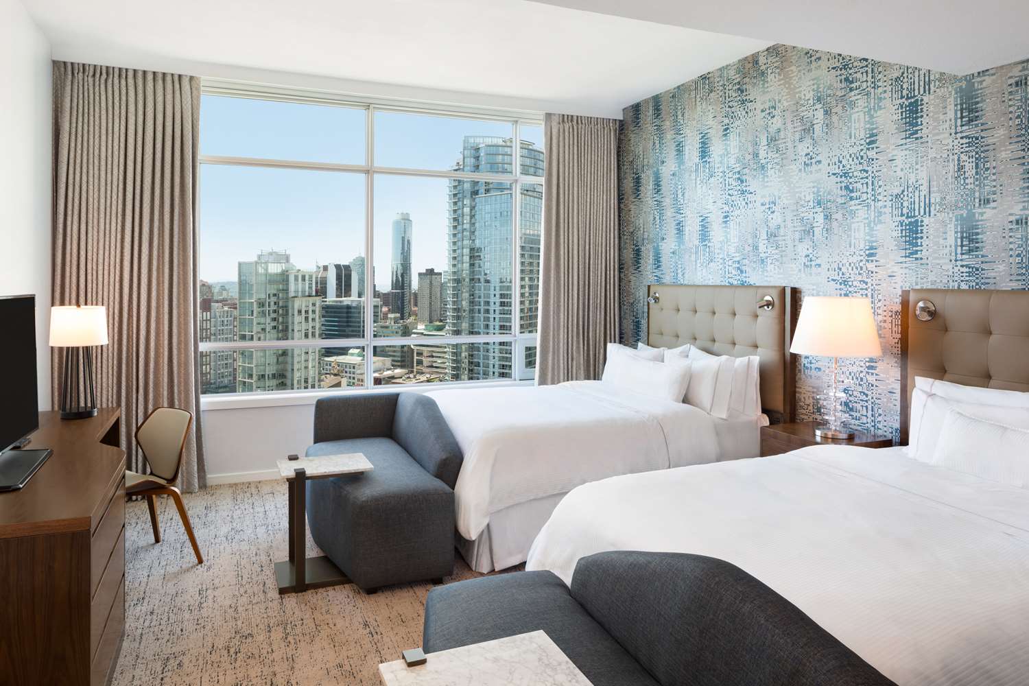 Room, 2 Queen Beds, City View