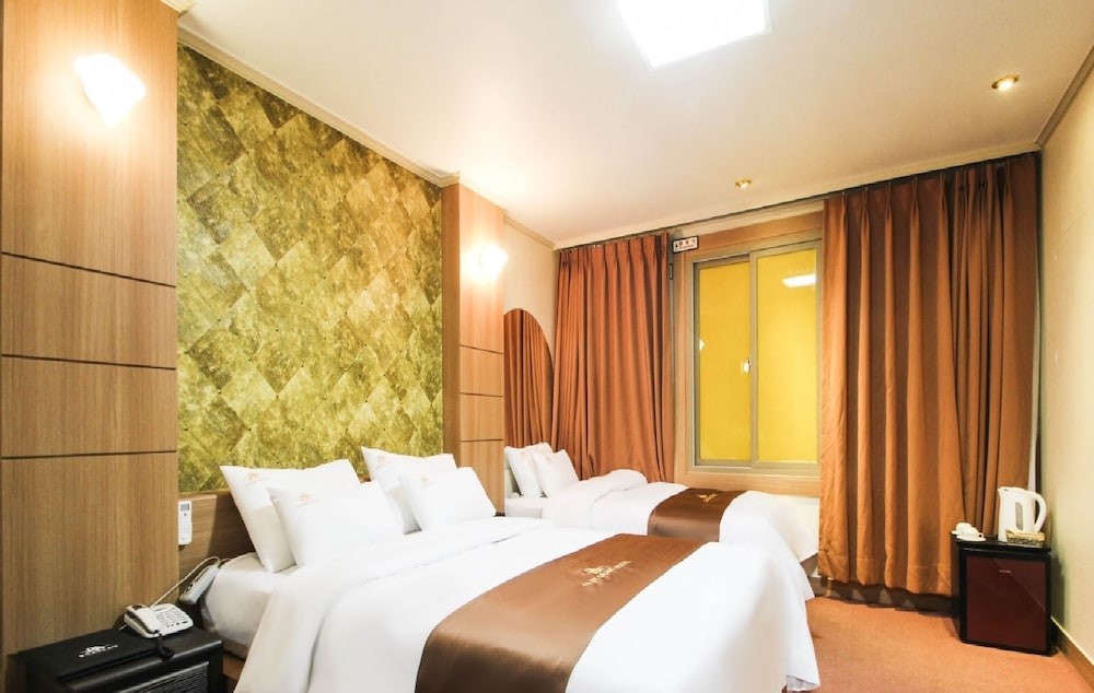 Uljin Grand Hotel 7/26