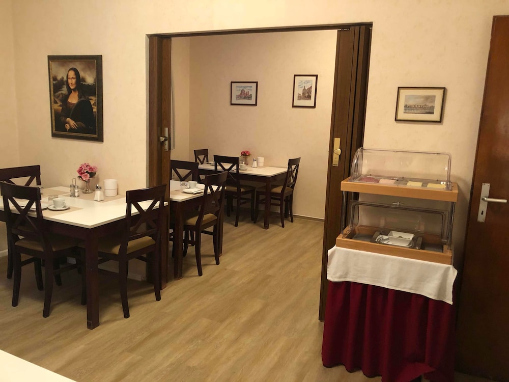 Hotel Berg 23/29