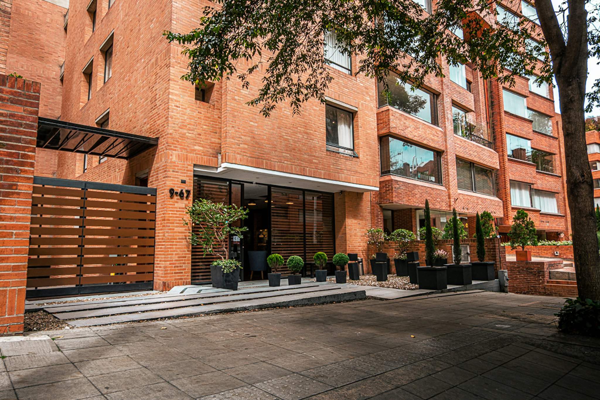 Hotel 84 DC 74/79
