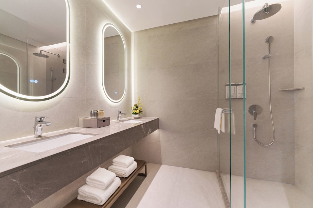 Hyatt Place Shenzhen Longgang 41/42