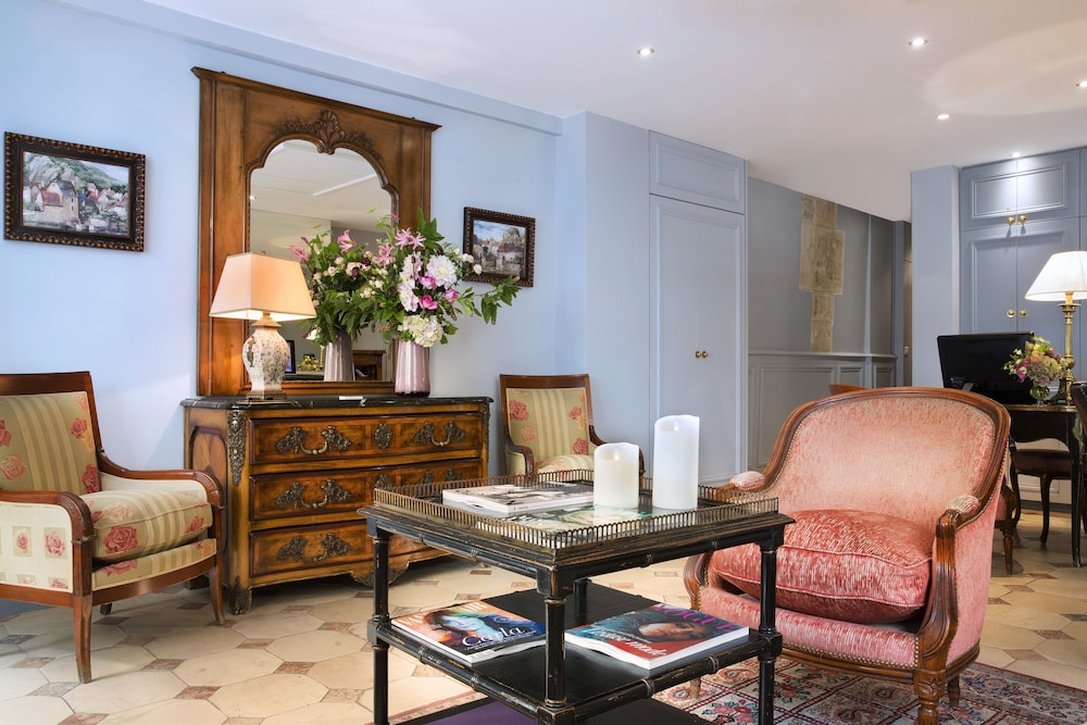 Le Relais Saint Honore 39/42