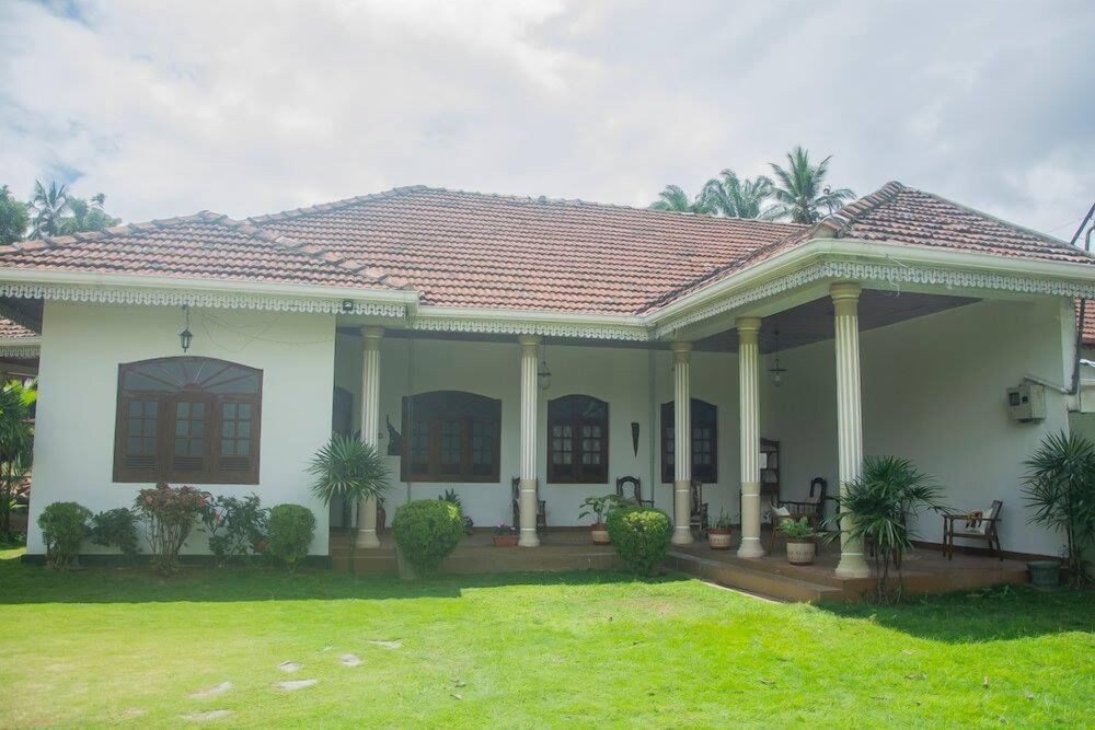 Granary Home Stay 15/16