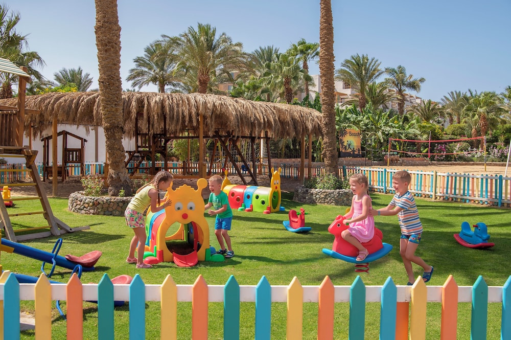 Fort Arabesque Beach Resort 41/50