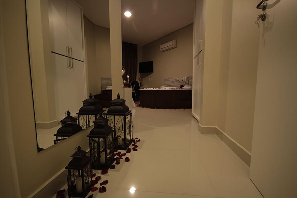 HOTEL EMACITE FLEX 20/46
