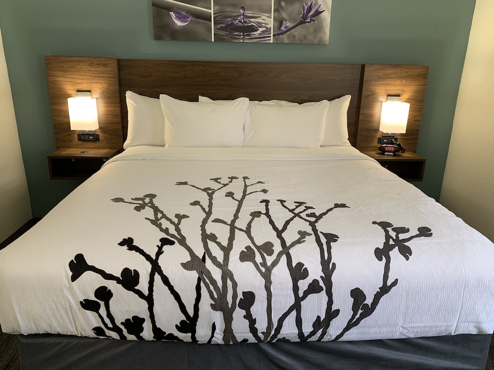 Sleep Inn & Suites California MD 9/22