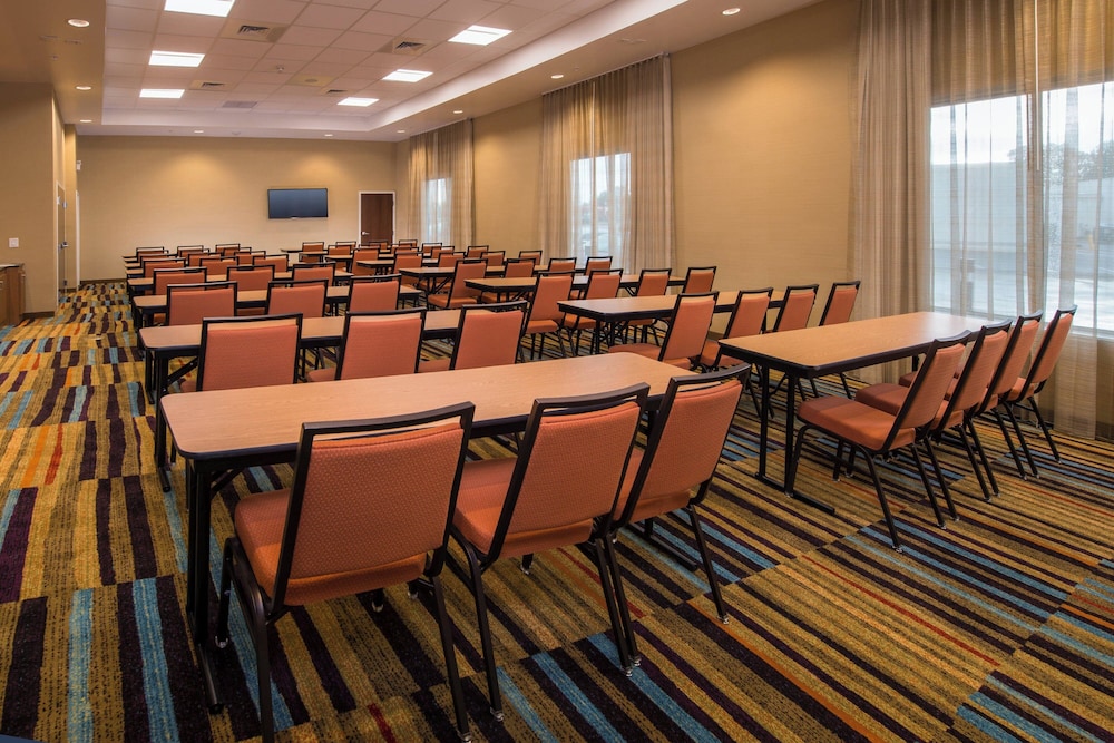 Fairfield Inn And Suites Washington 35/50