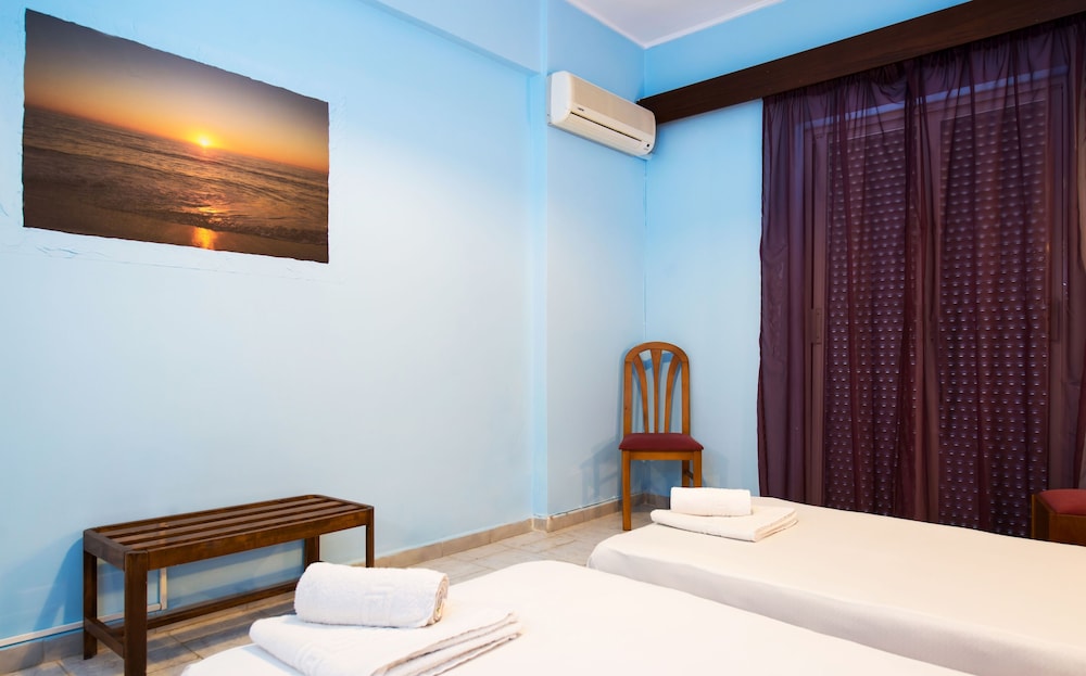 California Beach Hotel - Adults Only 14/48