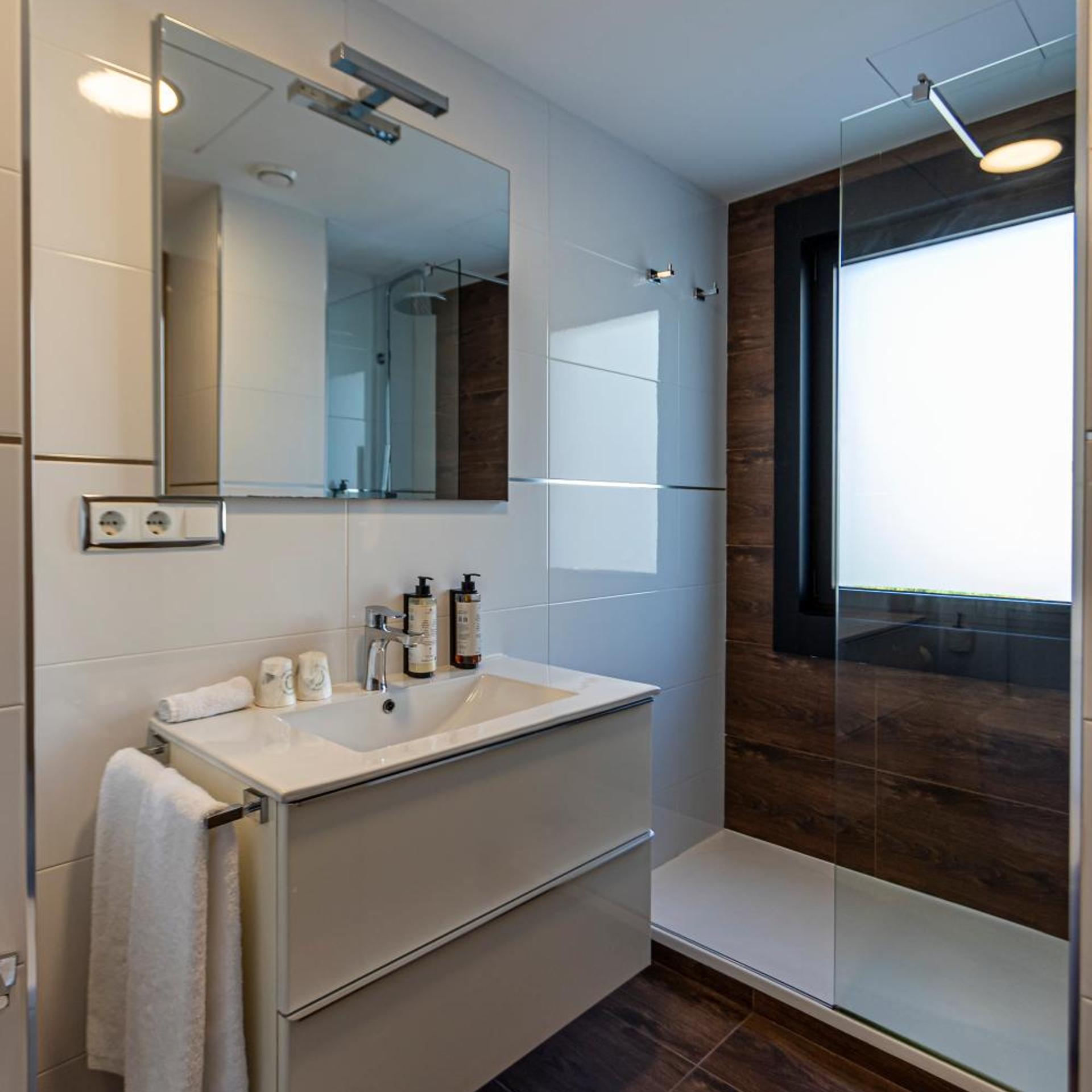 غرفة ثلاثية بإطلالة، HOTEL INFFINIT SANXENXO PLAYA 5/6