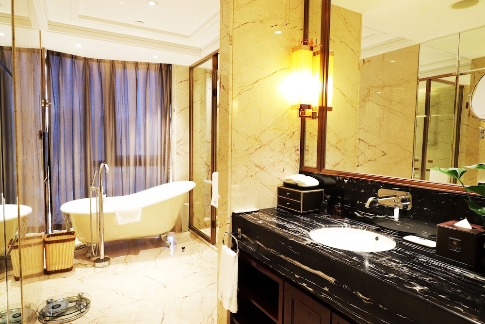 Guangzhou Estandon Hotel 40/50