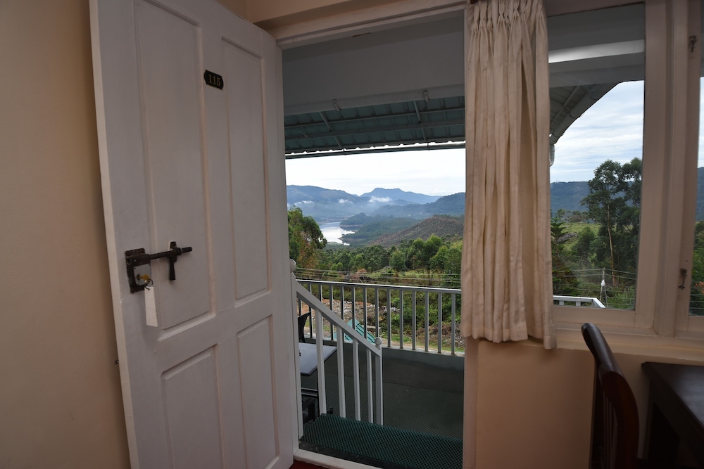 Lakezone Holiday Resort 19/33