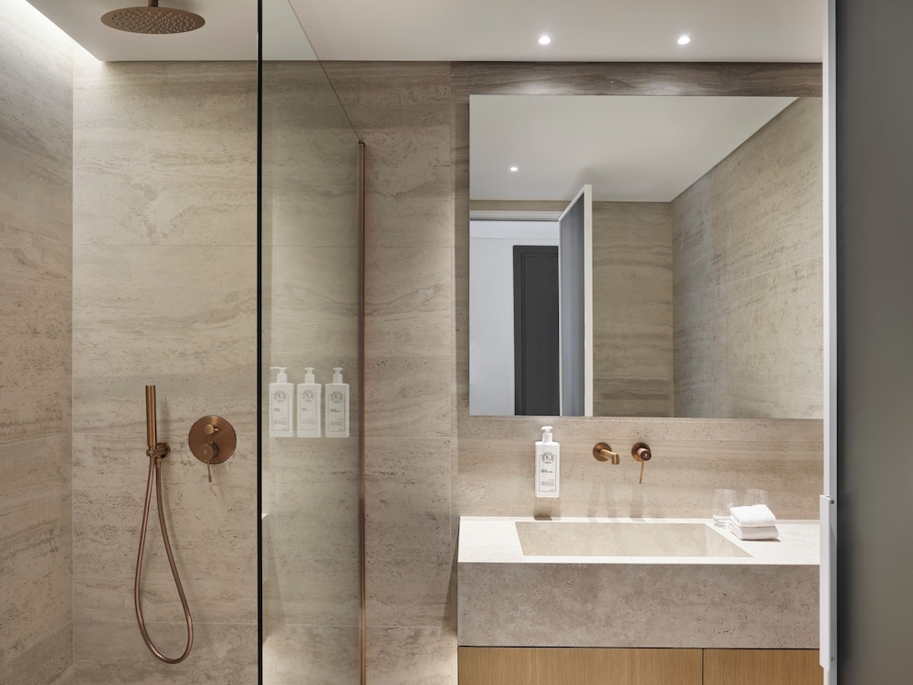 NUR Aparthotel Athens 29/35