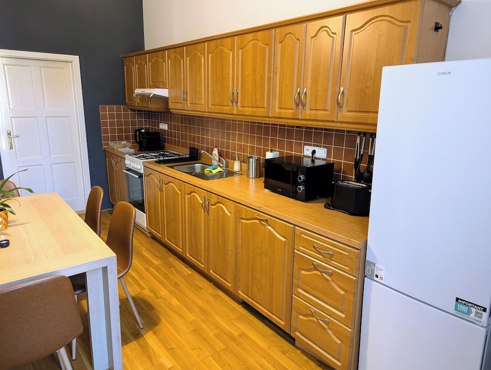 Apartments Tynska 7 35/50