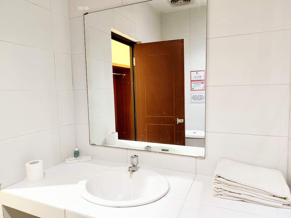 Grace Setia Hotel 44/45