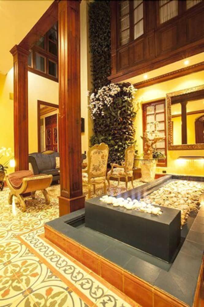 THE ORCHIDS HOTEL 13/27