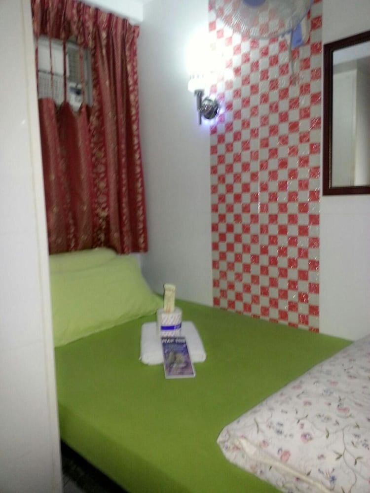 Dutch Hostel 16/39