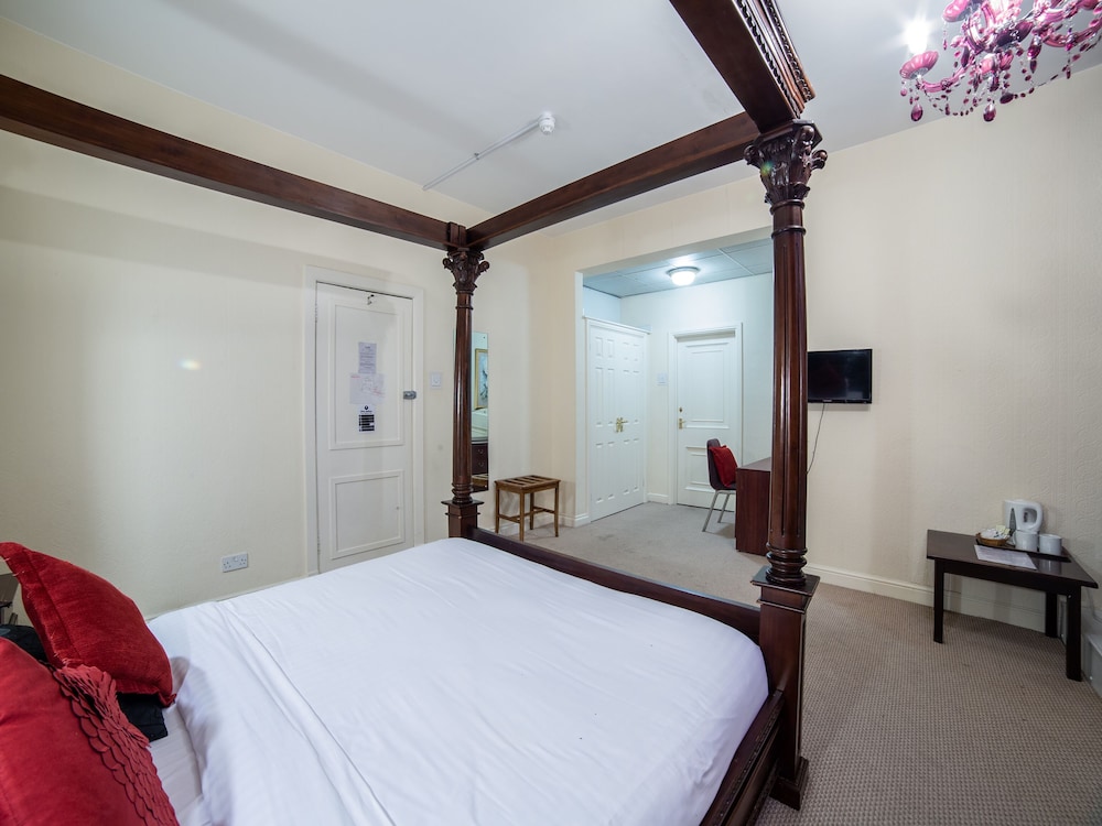 George Hotel Burslem Stoke-on-Trent 6/42
