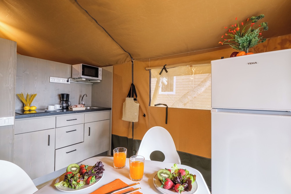 Camping Torre de la Mora 5/50