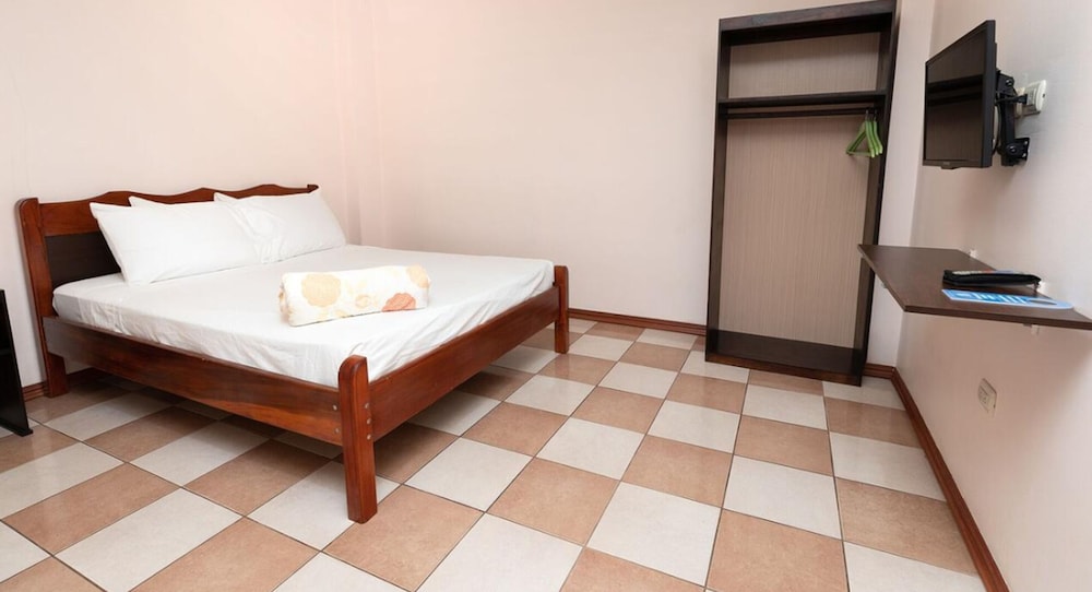 Hotel Puntarenas Beach 11/50