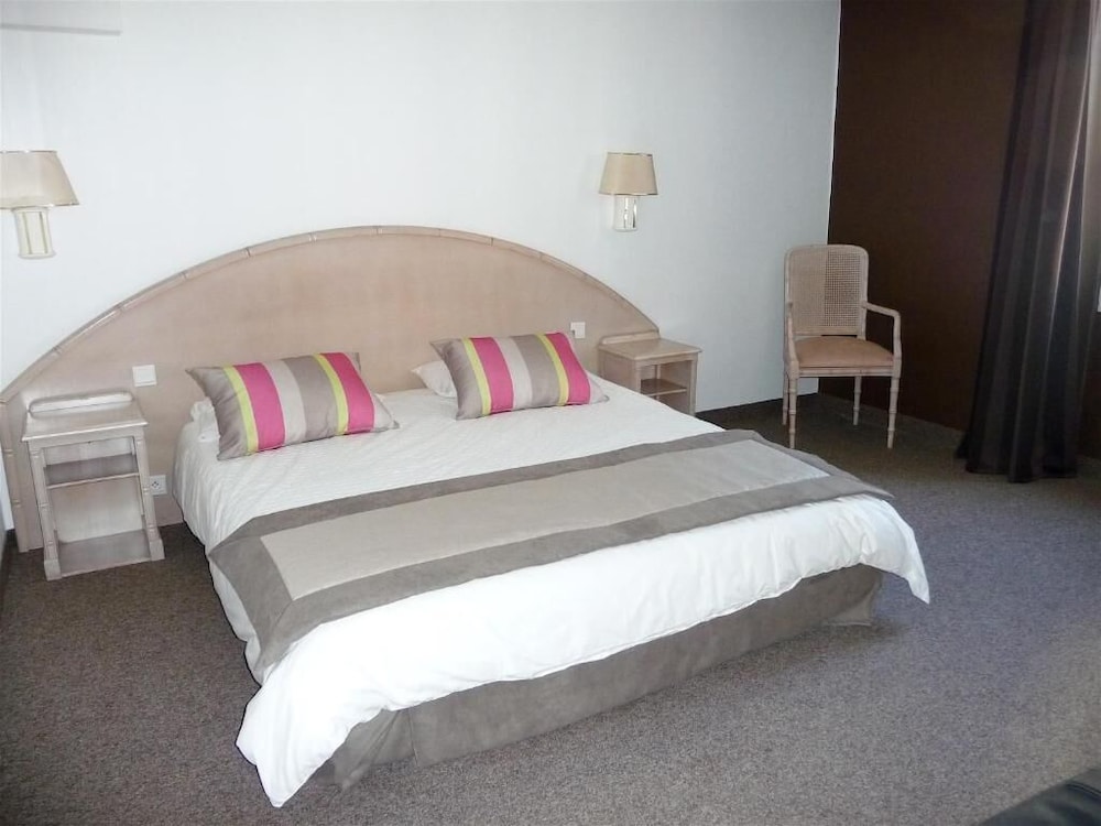 Hotel de Flore 13/62