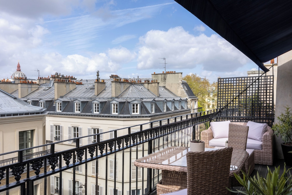 Hotel & Spa Royal Madeleine 5/77