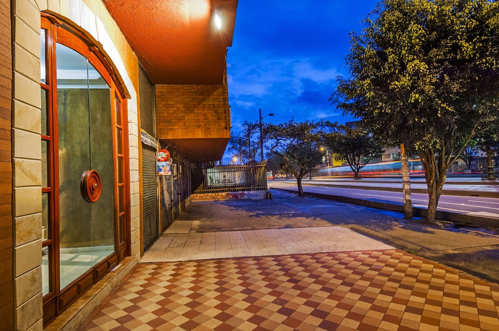 Hotel Ayenda Gran Marquez 1014 35/50