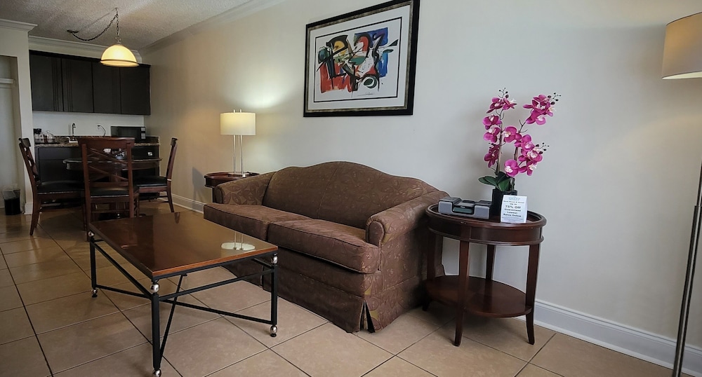 Fort Lauderdale Grand Hotel 48/68