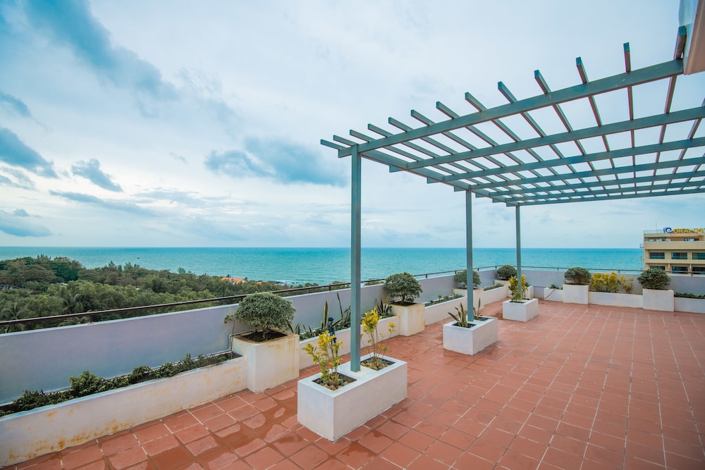 Summer Dream Hotel Phu Quoc 30/38