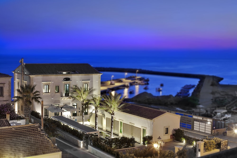 Zafran Boutique Hotel 2/50