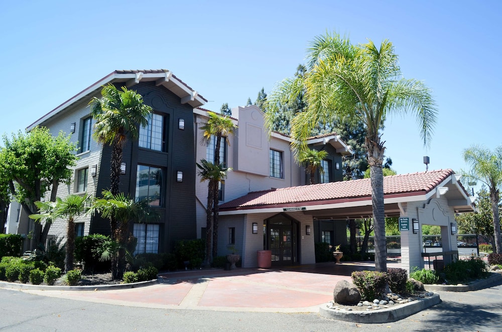 La Quinta Inn Stockton 6/53