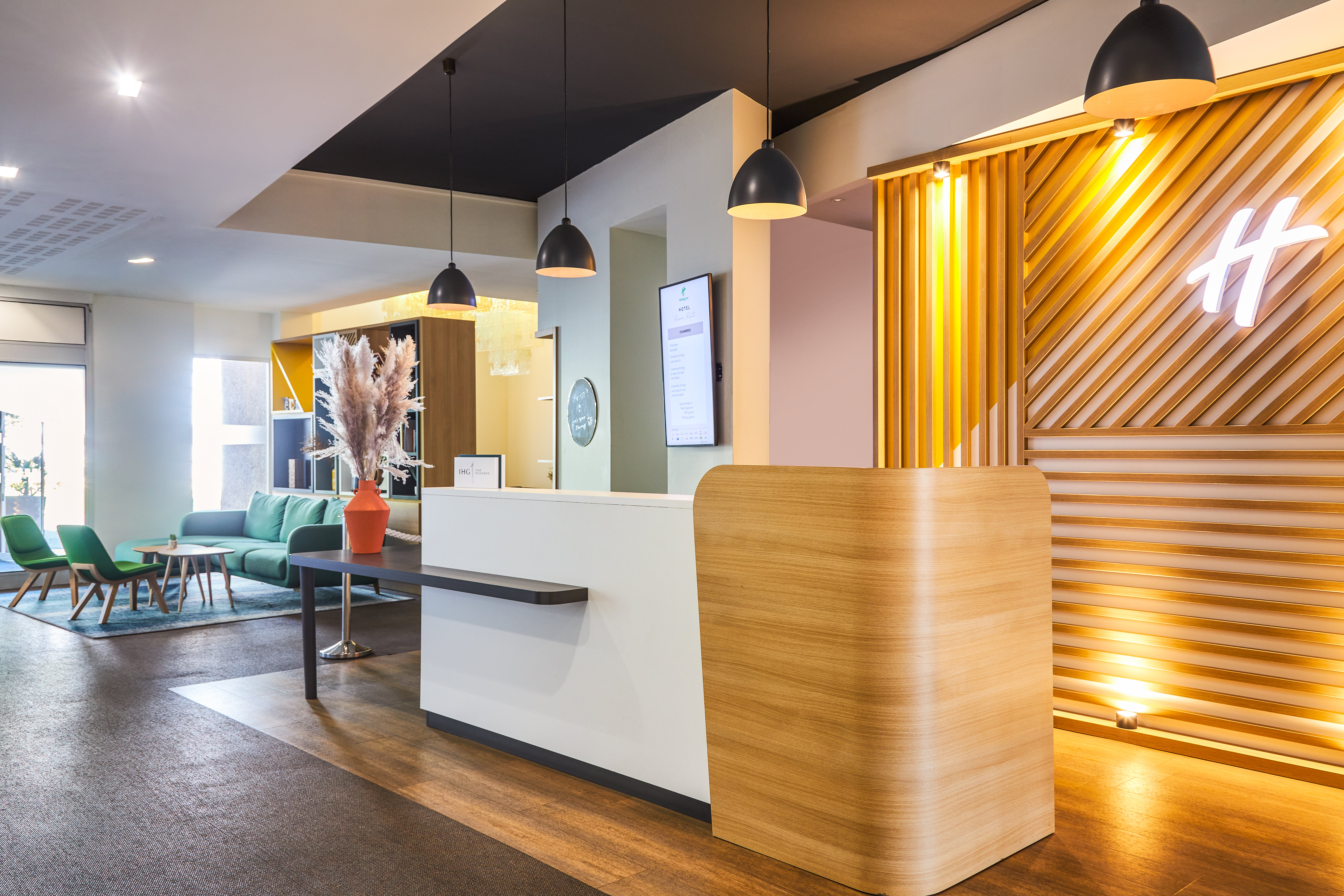 Holiday Inn Perpignan 13/75