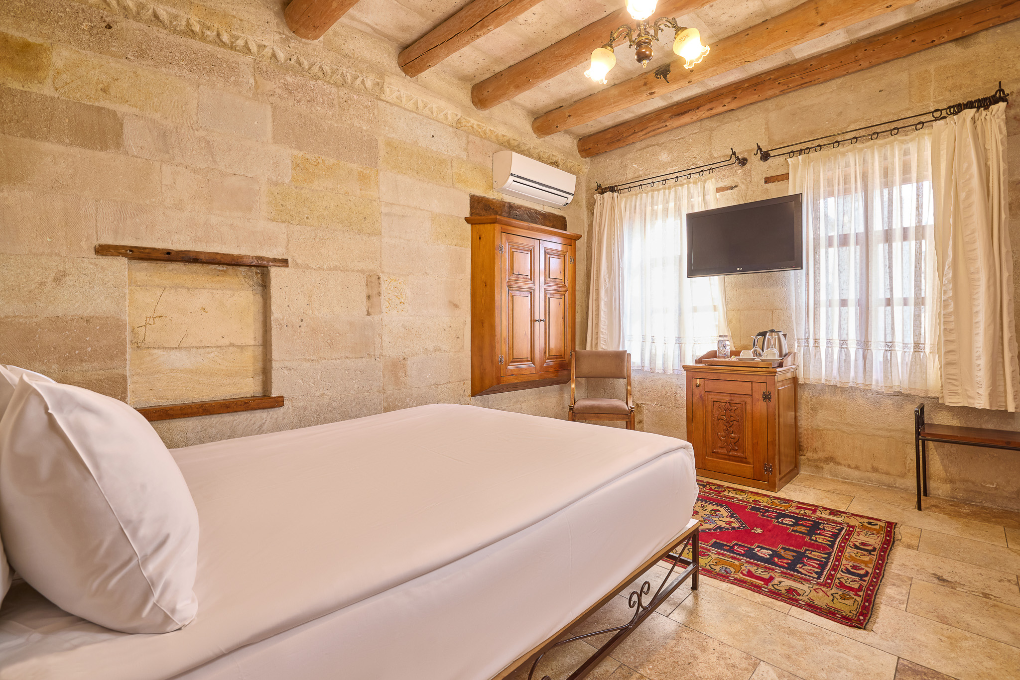 Cave, Classic, Double or Twin Bed