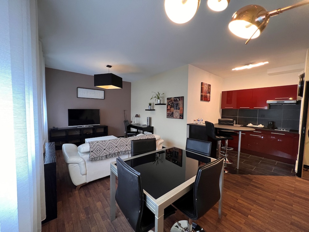 HOTEL CENTER BREST 37/48