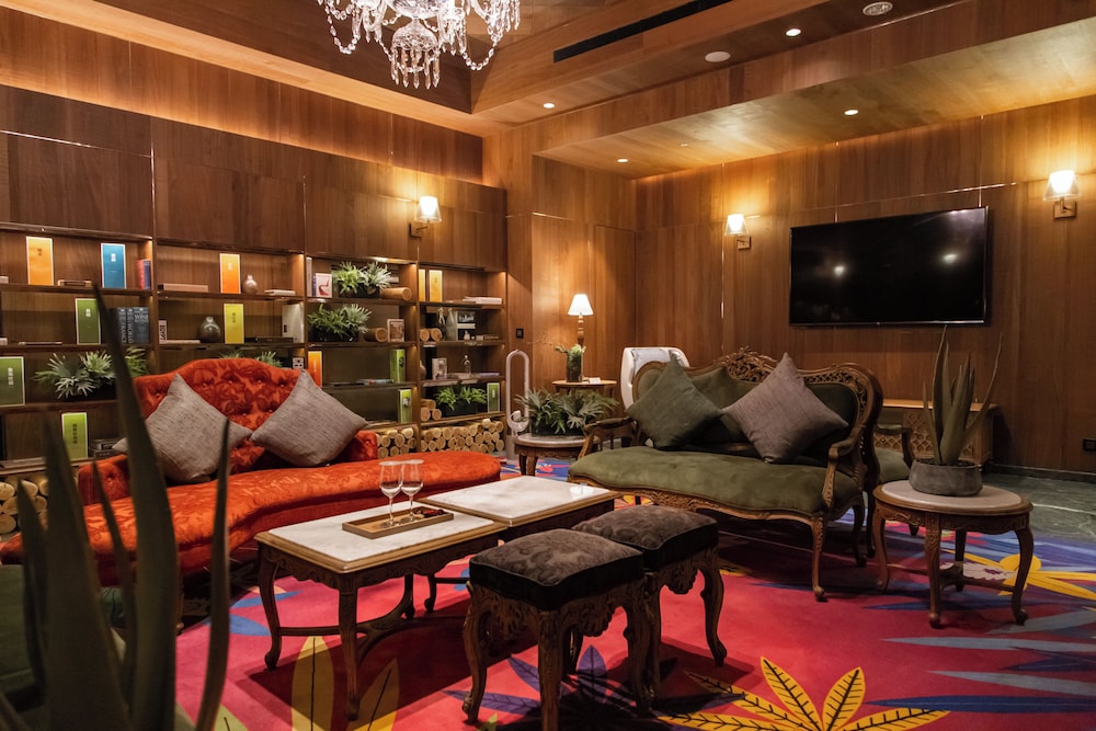 Inhouse Hotel Grand 43/65