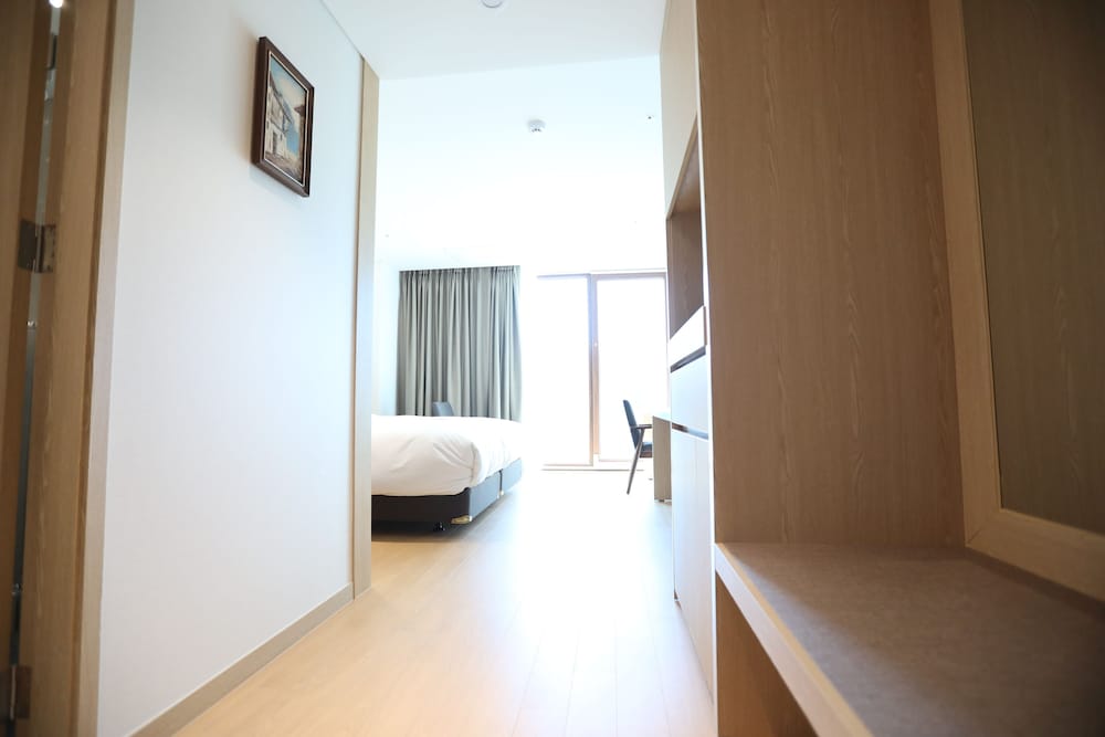 Hotel Arina 12/27