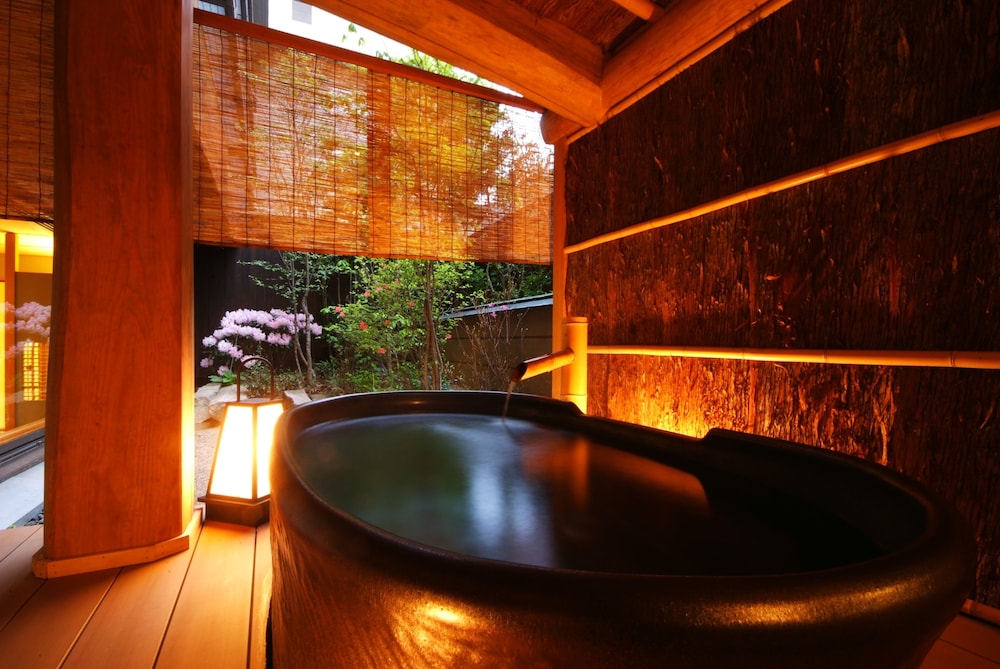 Nishimuraya Hotel Shogetsutei 12/27