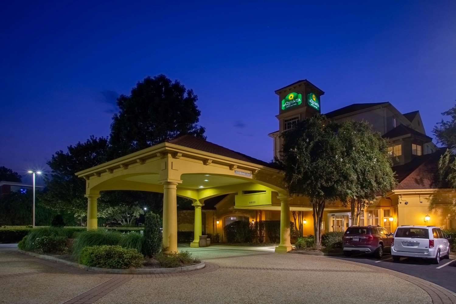 La Quinta Inn & Suites by Wyndham Charlotte Airport South in CHARLOTTE - NC